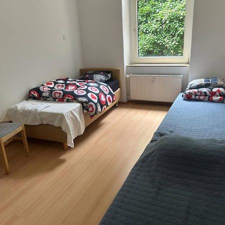 3 Zimmer Mietwohnung Naehe Hbf Essen Bagian luar foto