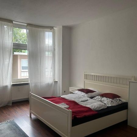 3 Zimmer Mietwohnung Naehe Hbf Essen Bagian luar foto